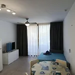 Paradise Court 29 Wifi Pool Apartment